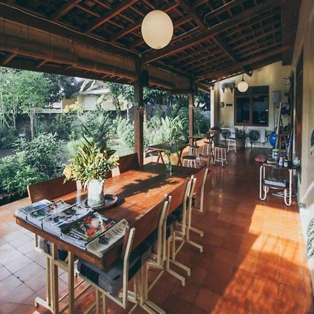 Bhumi Hostel Yogyakarta Exterior photo